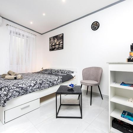Apartment Leo Rovinj Buitenkant foto