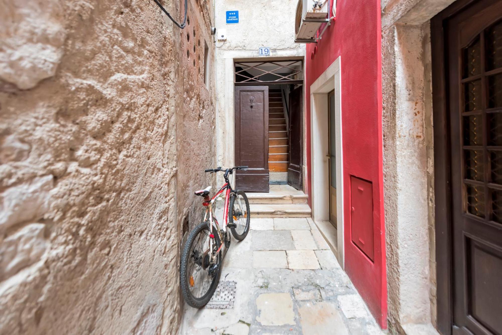 Apartment Leo Rovinj Buitenkant foto
