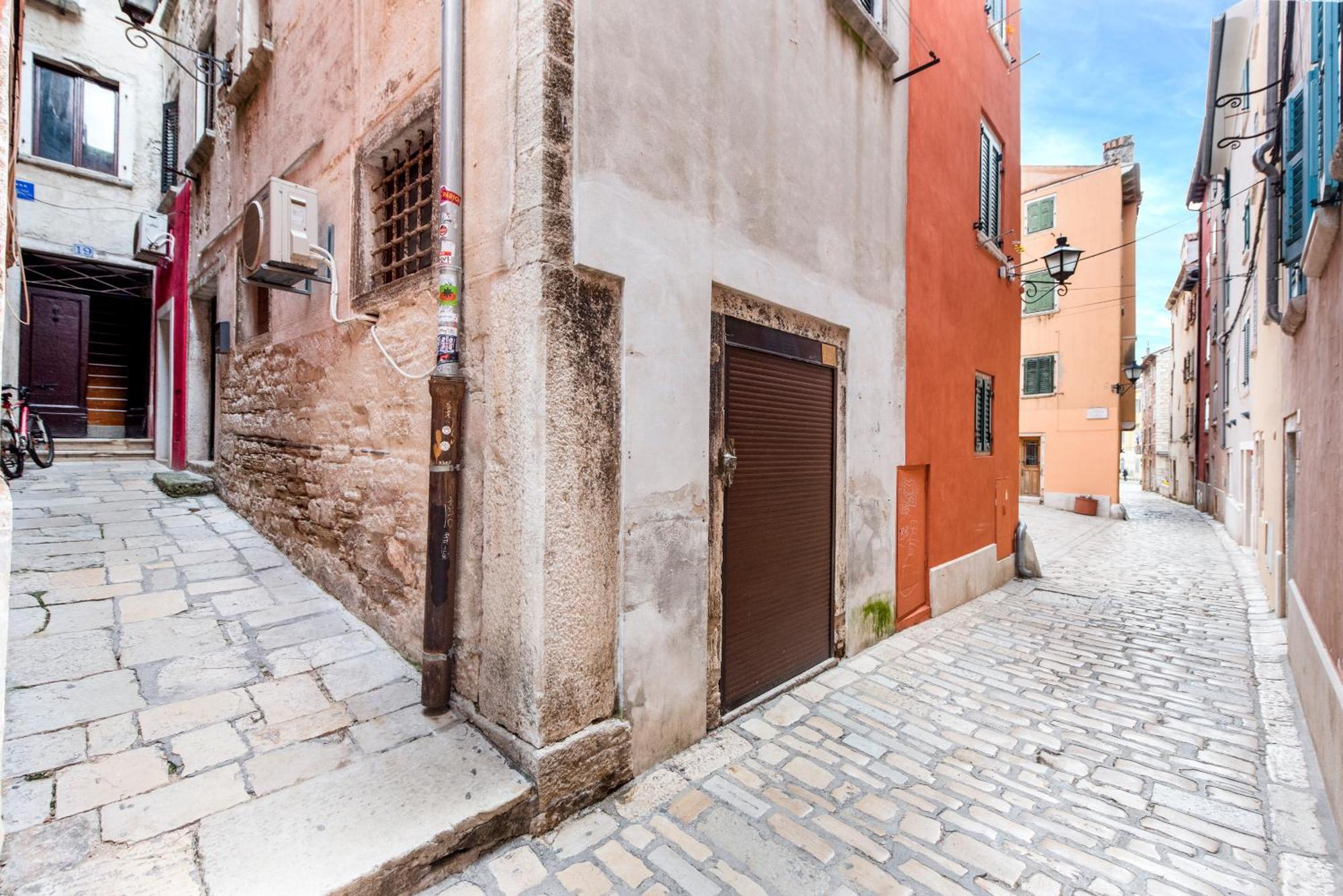 Apartment Leo Rovinj Buitenkant foto