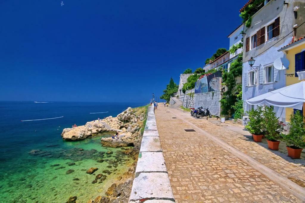 Apartment Leo Rovinj Buitenkant foto